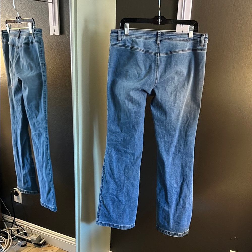 Wide leg jeans, great stretch, 32, so cozy - Picture 3 of 7